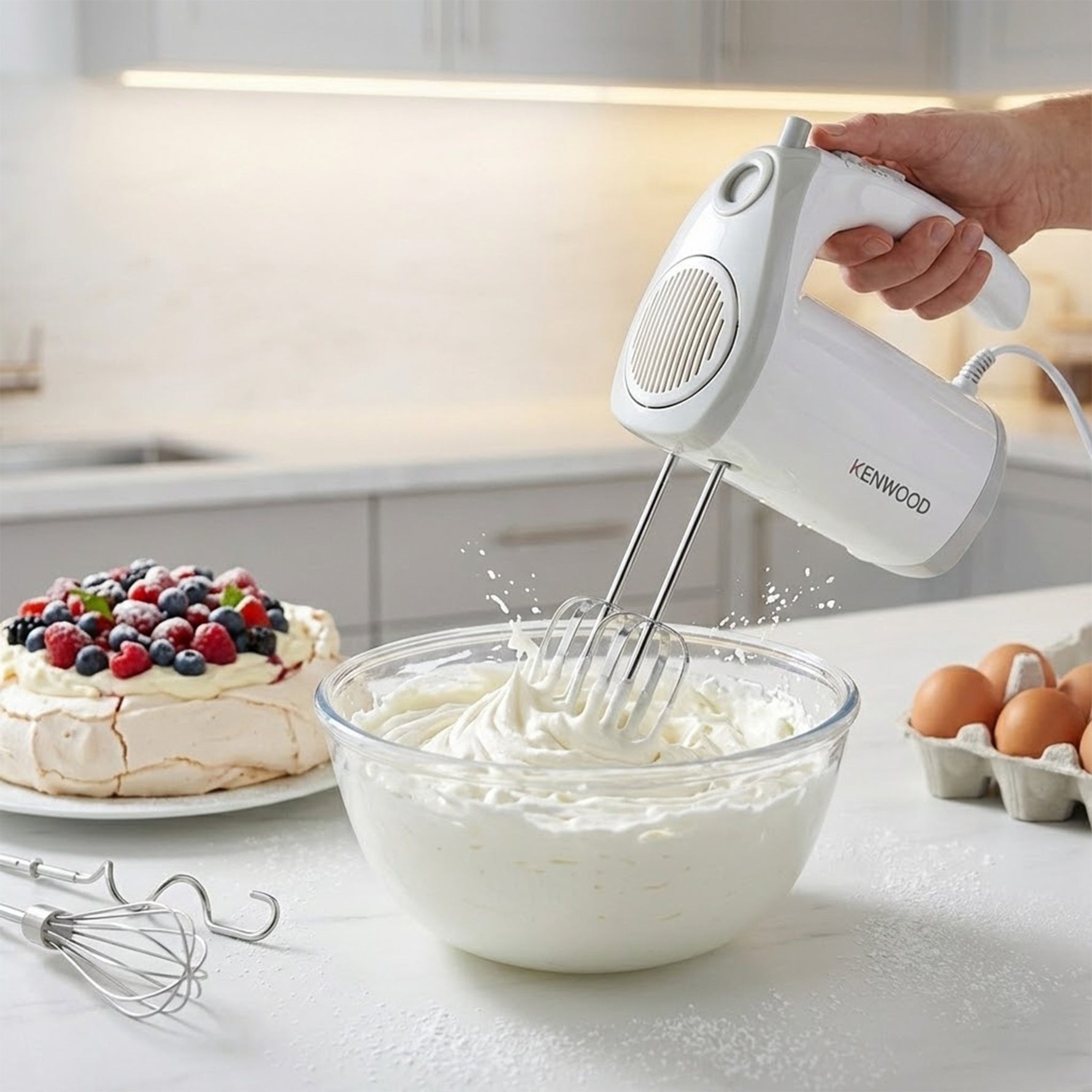 محضر طعام كينوود 1000 وات متعدد الاستخدامات + هدية مجانية - Blanco